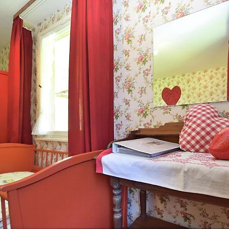 דירות טריברג Country Style Flat With Garden מראה חיצוני תמונה