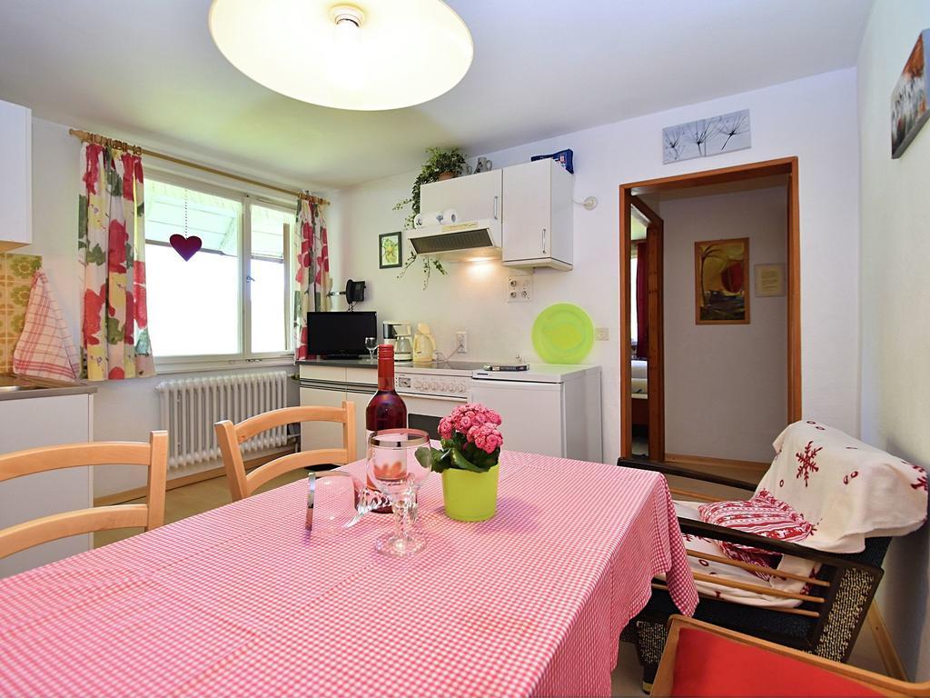 דירות טריברג Country Style Flat With Garden חדר תמונה